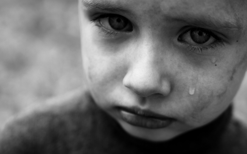 The Warning Signs of Child Abuse - Children First Canada